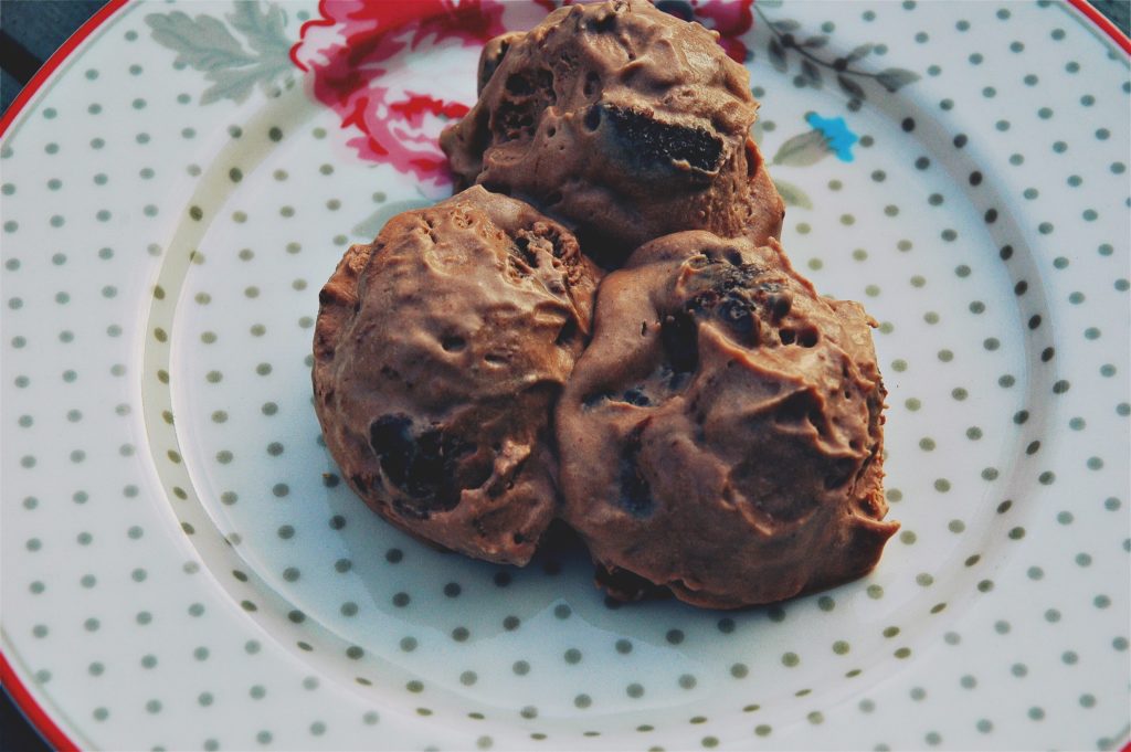 Chokladglass med kladdkaka